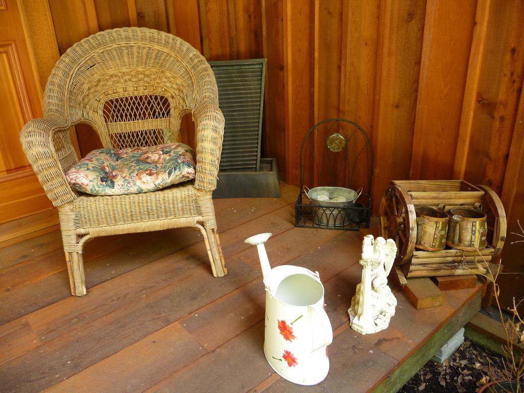 Bed and Breakfast Davis Brook Retreat Сешелт Экстерьер фото
